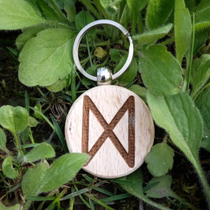 БРЕЛОК ДЕРЕВ'ЯНИЙ РУНА ДАГАЗ КРУГЛИЙ (KEYRING WOODEN FLEECE DAGAZ ROUND)